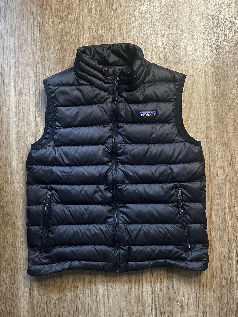Patagonia Kids’ Down Sweater Vest – Black – Size M